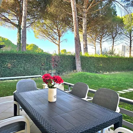 For Six Guests Plazhi San Pietro