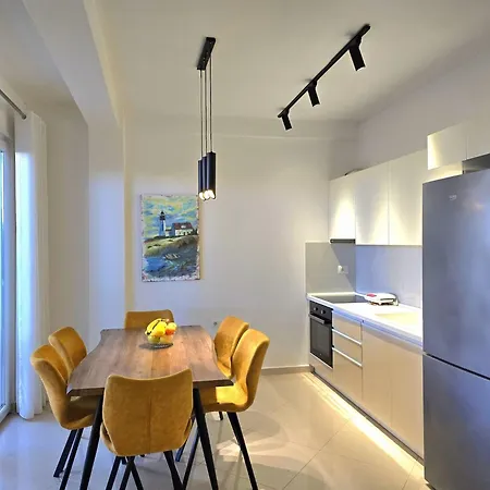 For Six Guests * Plazhi San Pietro