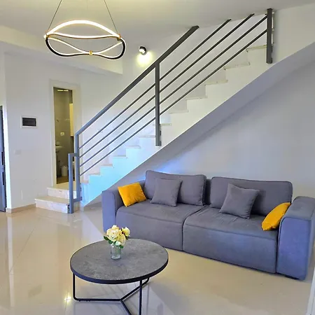 For Six Guests Plazhi San Pietro